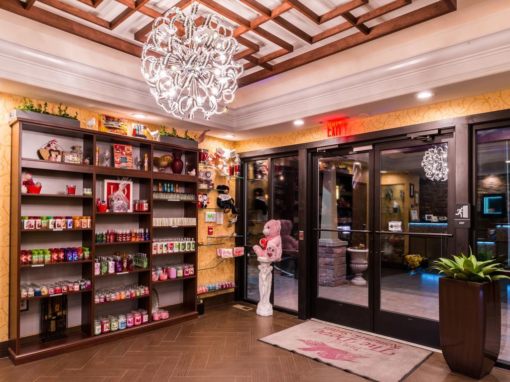 Inn Of The Dove Romantic Luxury & Business Suites Bensalem Exterior foto