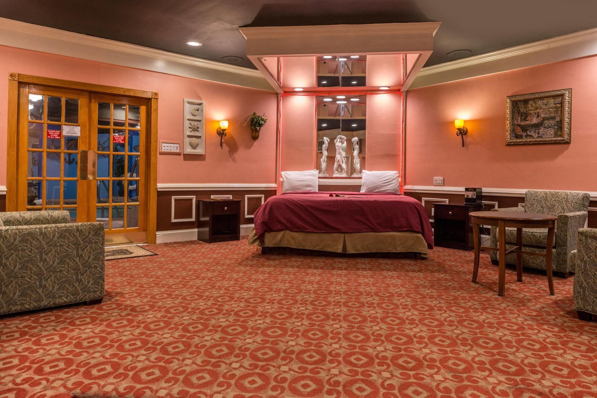 Inn Of The Dove Romantic Luxury & Business Suites Bensalem Exterior foto